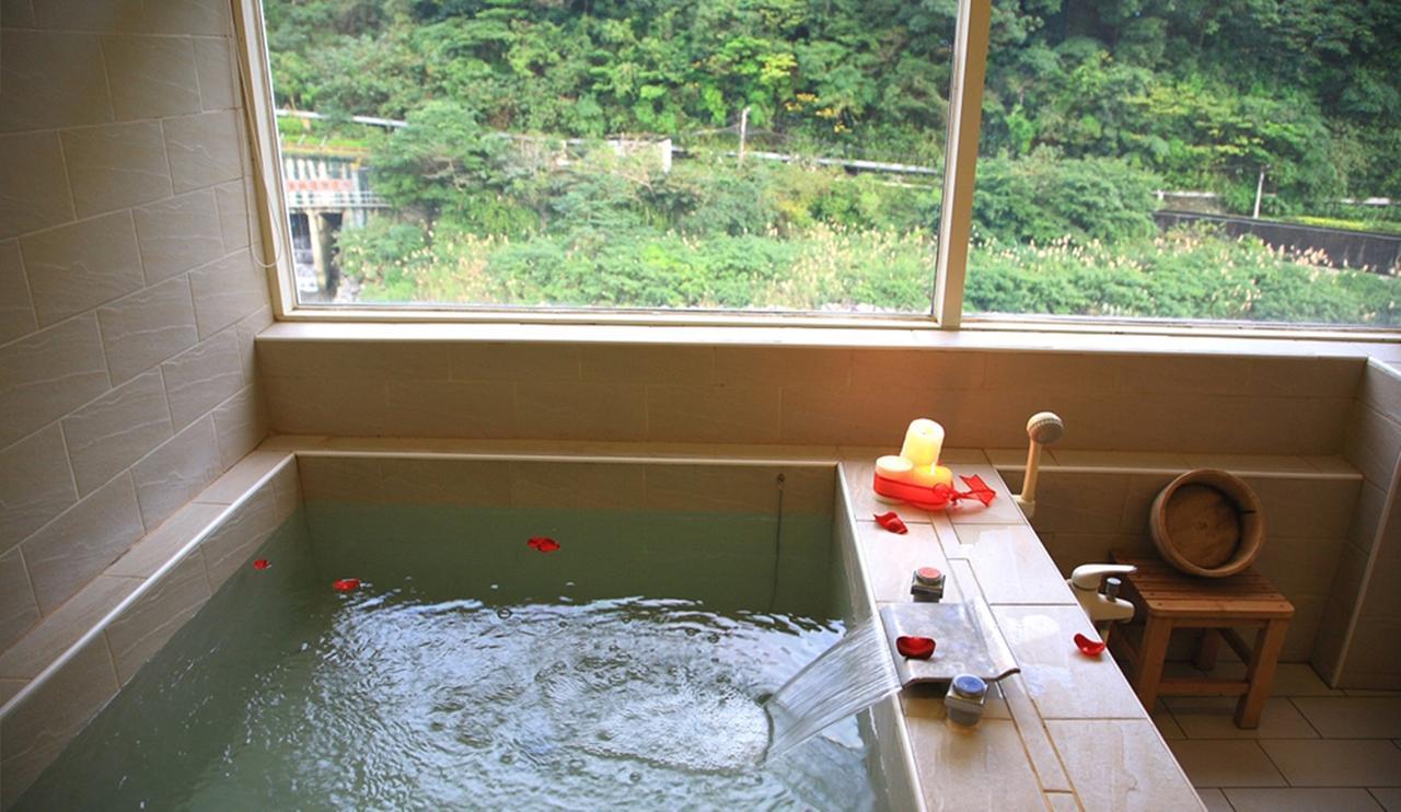 Yufuin Hot Spring Lejlighed Wulai Eksteriør billede